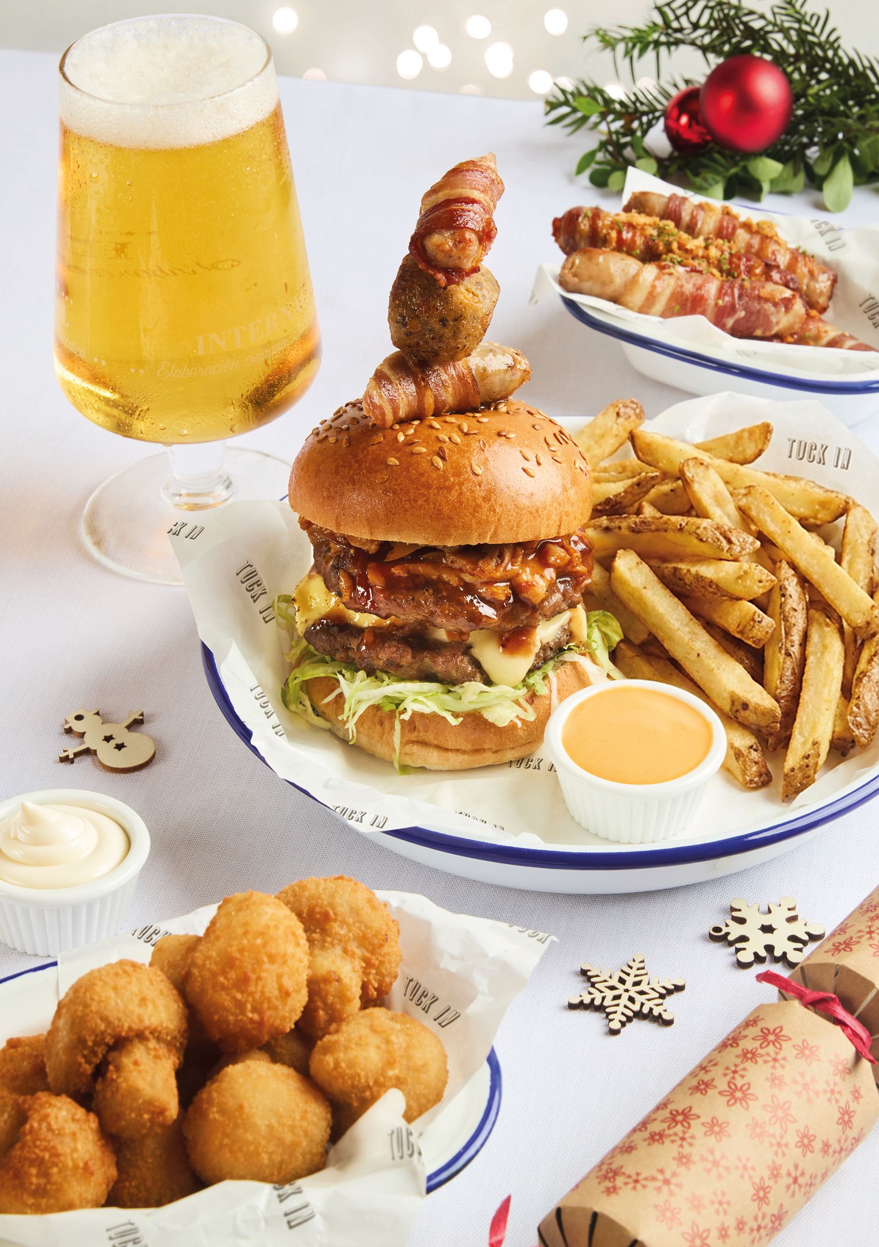 Festive Lunch & Dinner at The Fox & Hounds Hotel in Cardiff